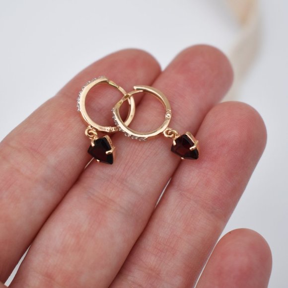 Small hoop earrings with garnet charm, classy basic earrings 14k rose gold - Picture 3 of 12
